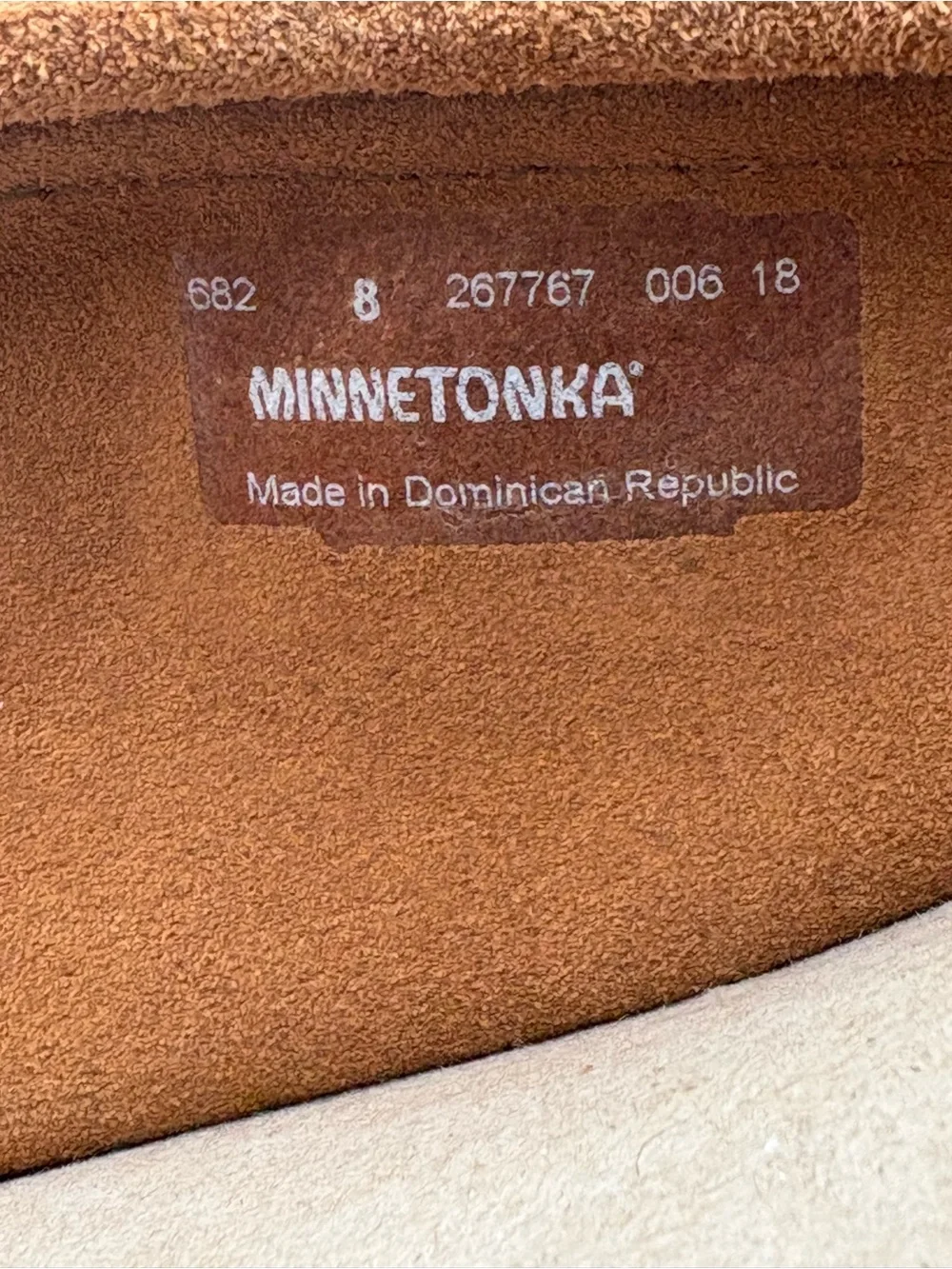Minnetonka Women’s Size 8 Brown Suede Fringe Moccasin Ankle Boots Boho Western